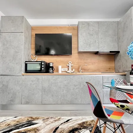 Cosmopolitan - Pe Plaja Cu La Mare & Loc Parcare Gratis 아파트 Năvodari