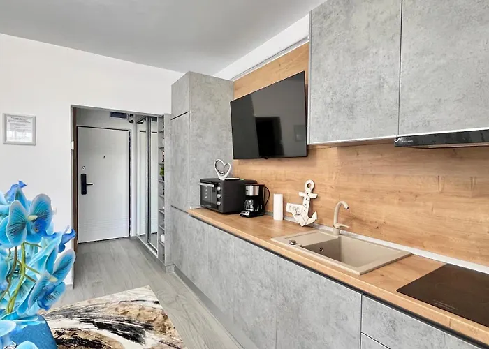 아파트 Cosmopolitan - Pe Plaja Cu La Mare & Loc Parcare Gratis Năvodari