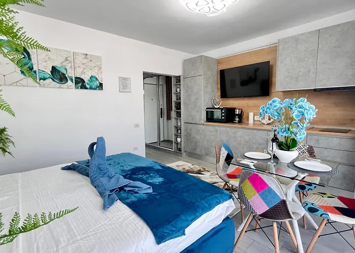 Cosmopolitan - Pe Plaja Cu La Mare & Loc Parcare Gratis