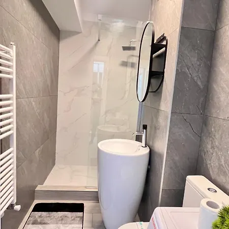 Cosmopolitan - Pe Plaja Cu La Mare & Loc Parcare Gratis * Navodari