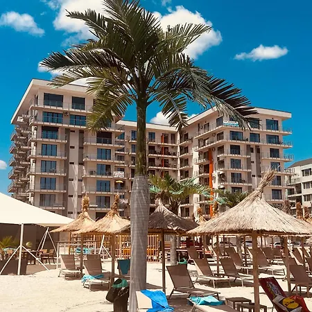 Cosmopolitan - Pe Plaja Cu La Mare & Loc Parcare Gratis Appartement Năvodari